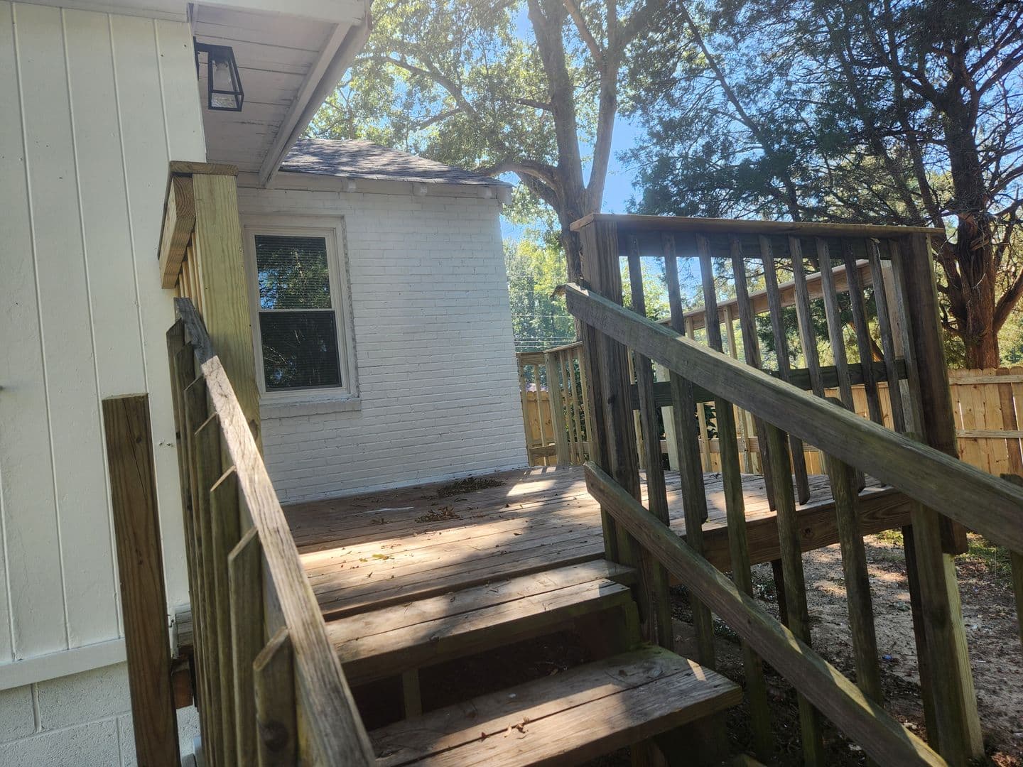 Columbus House: 5503 Buena Vista Rd