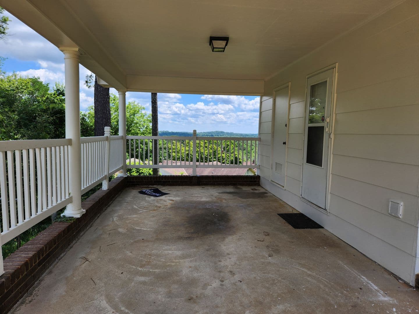 Columbus House: 1136 Bunker Hill Road