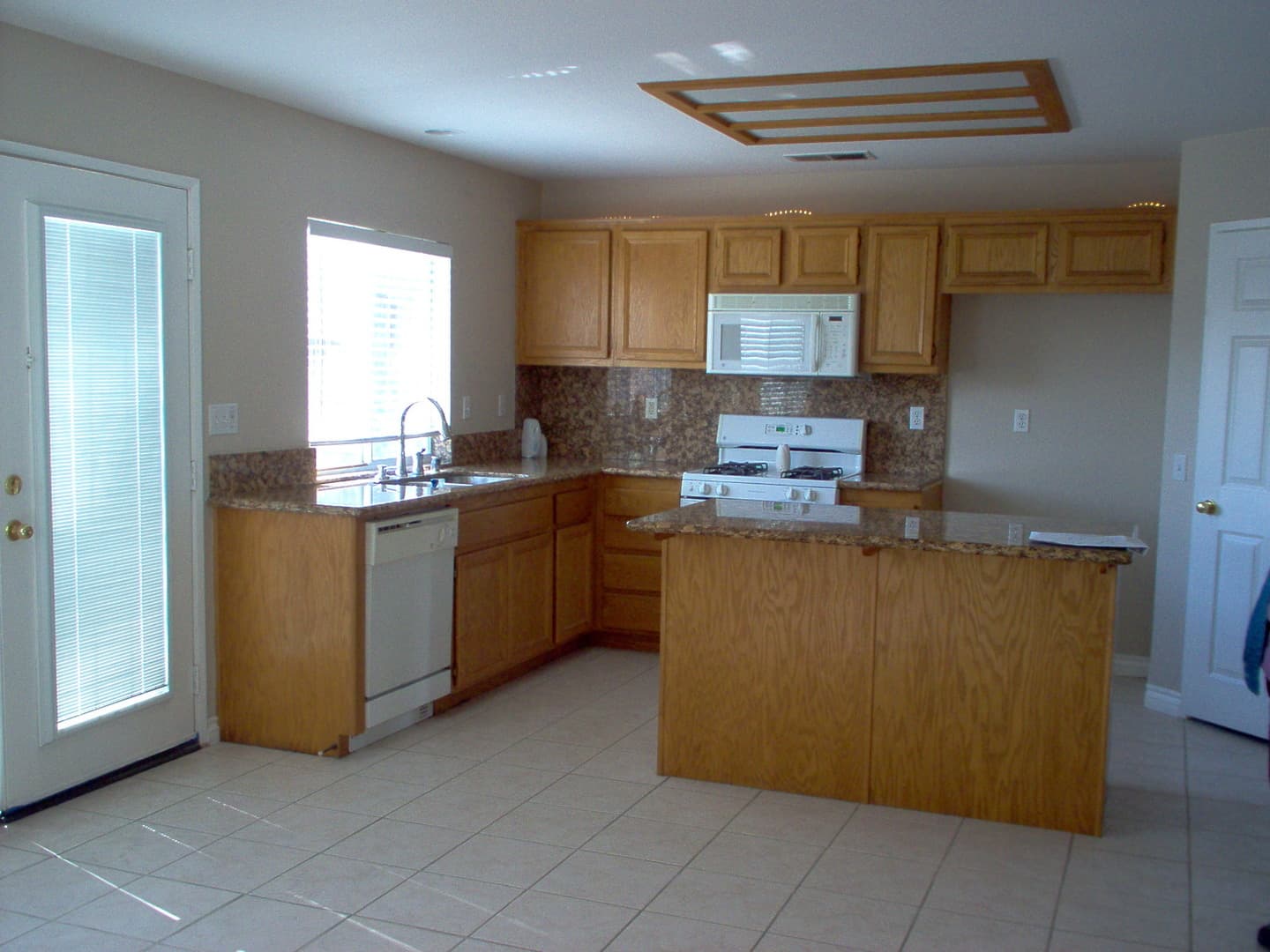 Corona House: 3407 Redport Drive