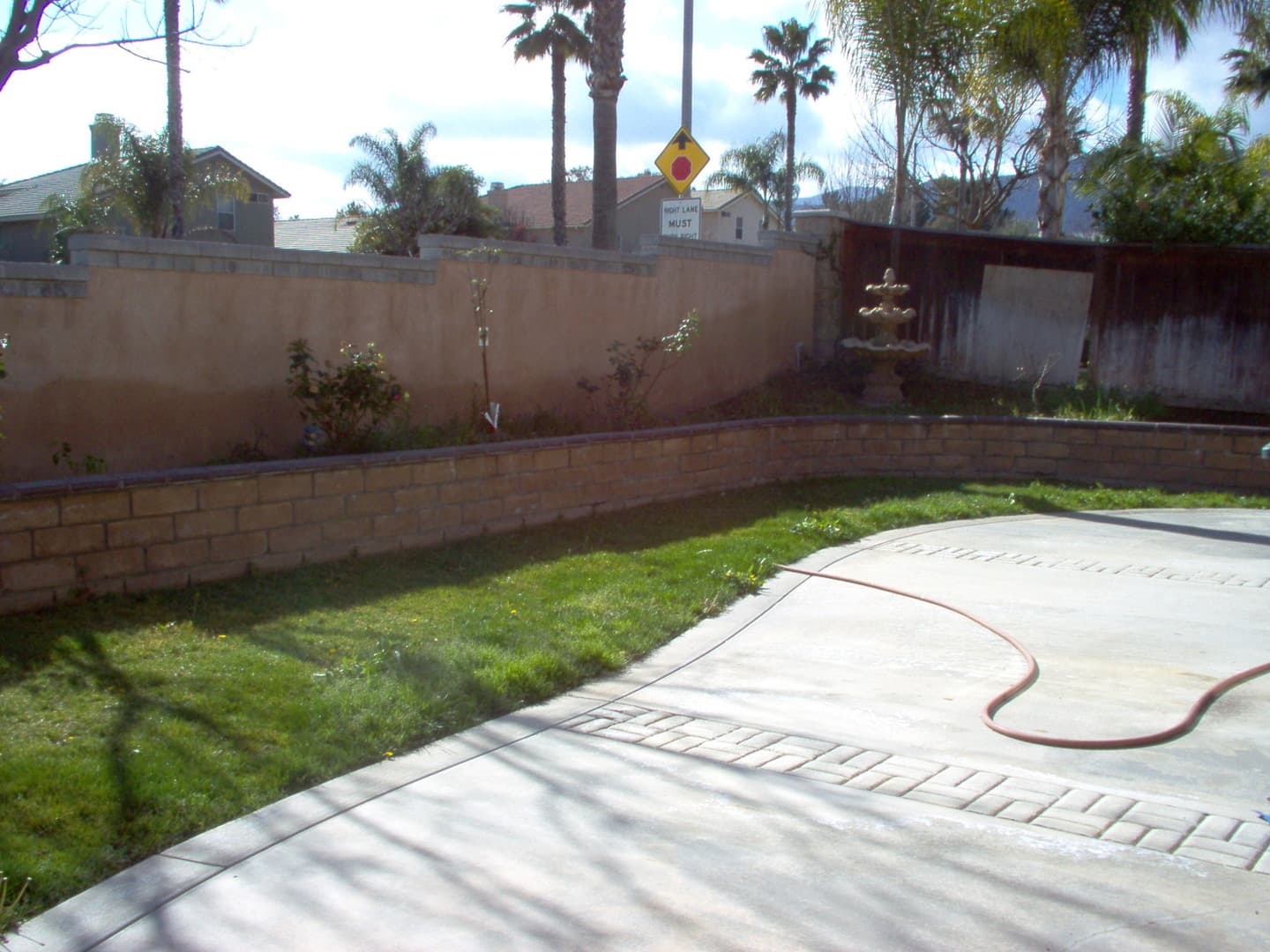 Corona House: 3407 Redport Drive