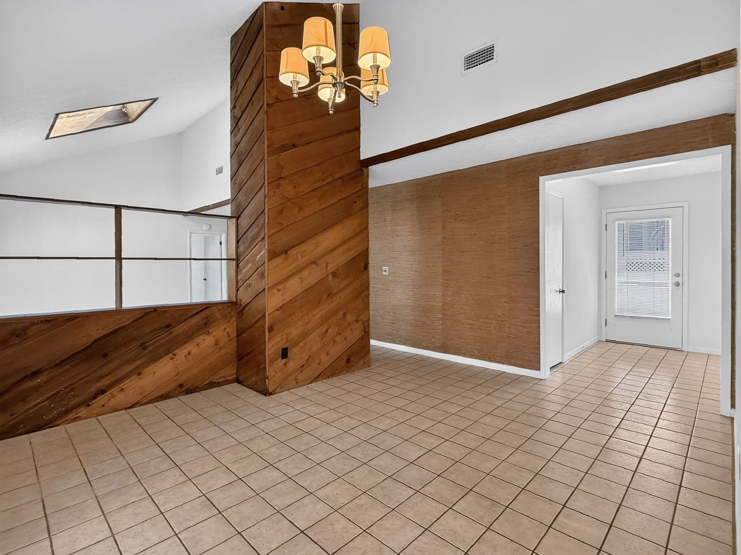 Atlantic Beach House: 1615 Seminole Road