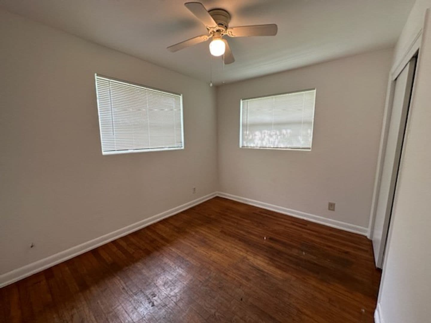 Jacksonville House: 3427 Rogero Road