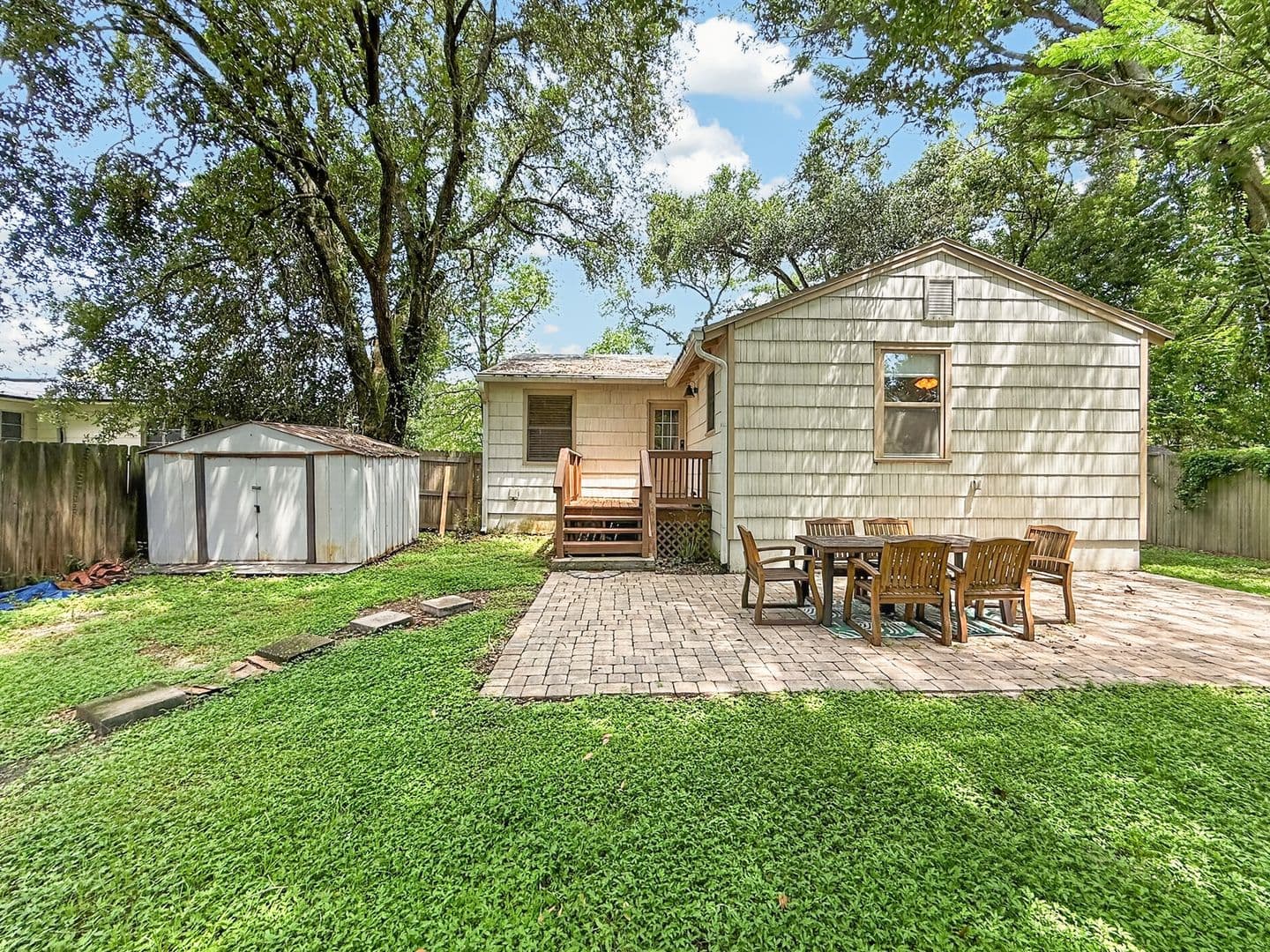 Jacksonville House: 2618 Ernest St.