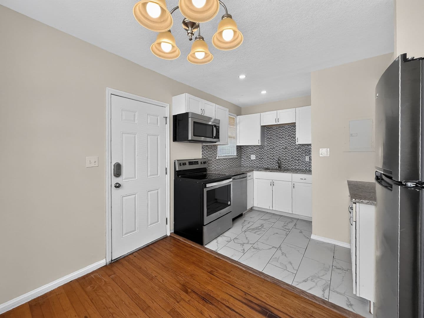 Jacksonville Apartment: 1545-1547  Flagler Avenue