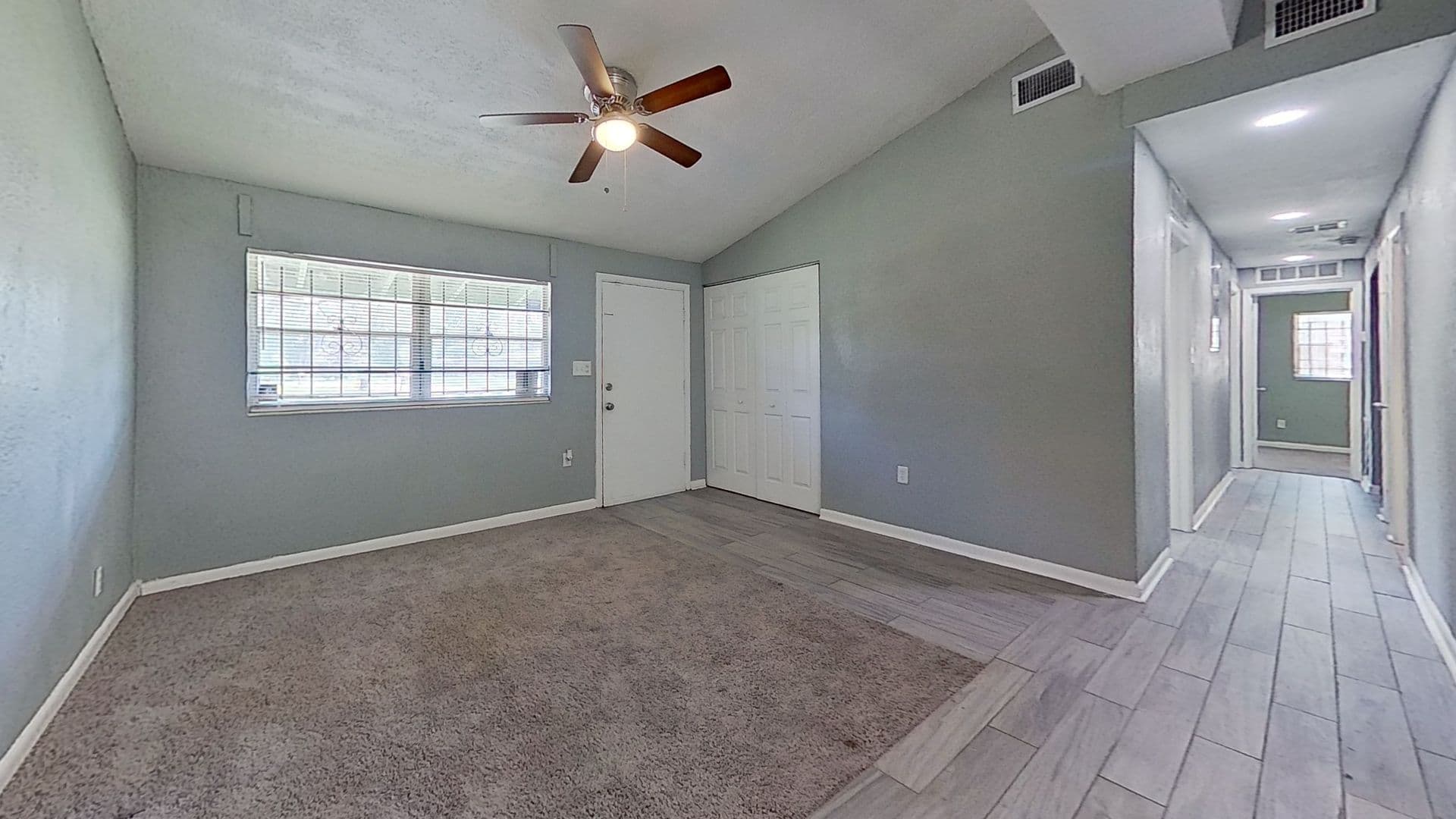 Jacksonville House: 9276 Greenleaf Rd