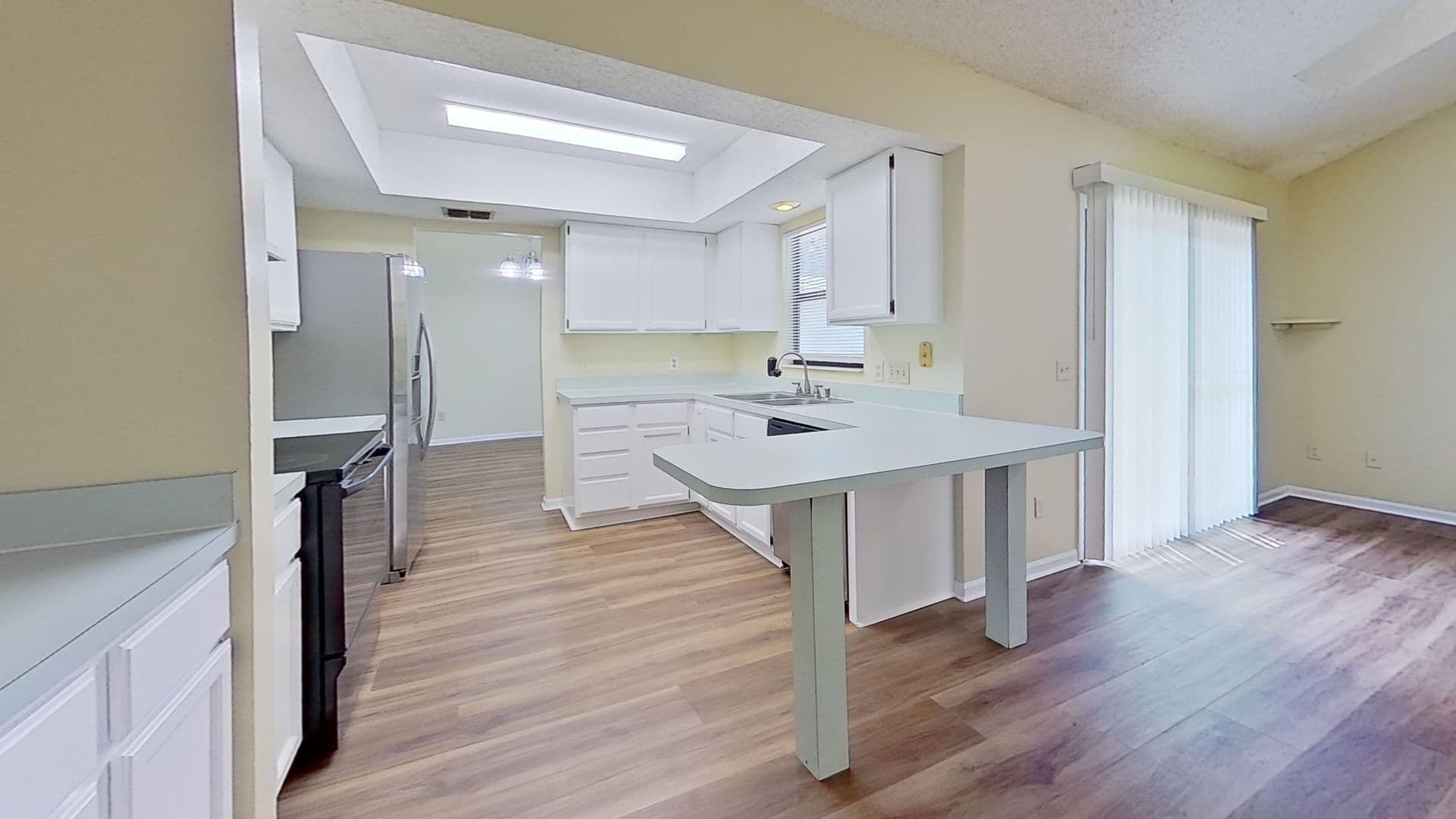 Jacksonville House: 12958 Medford Lane