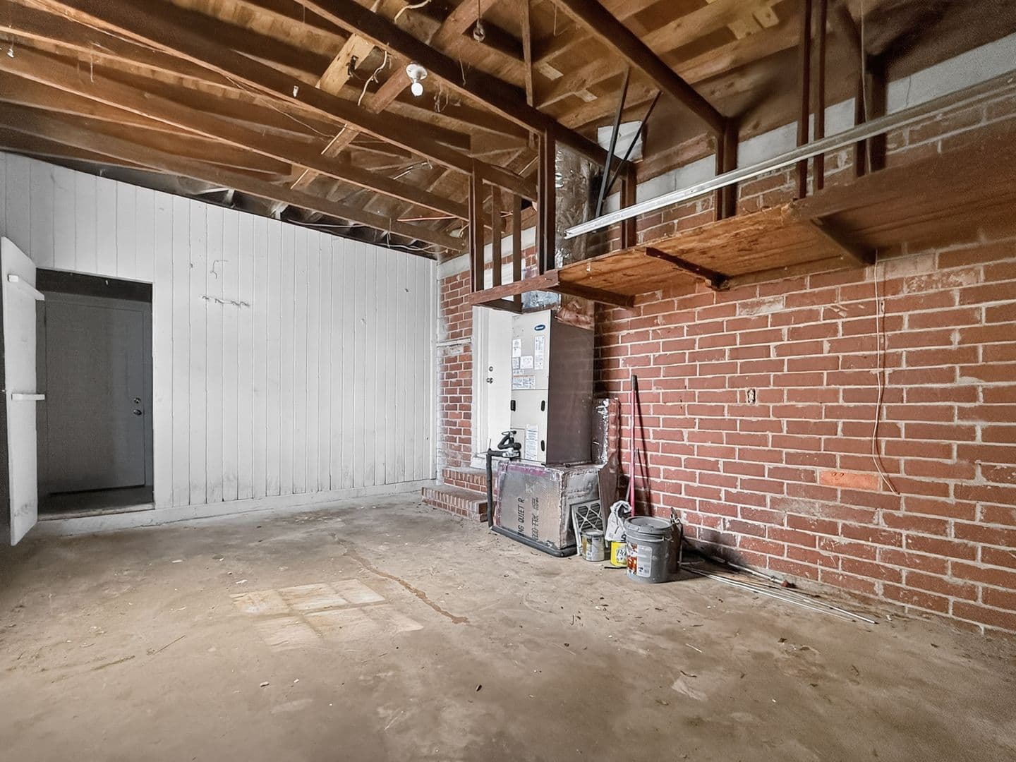 Jacksonville House: 2626 Oak Summit Drive