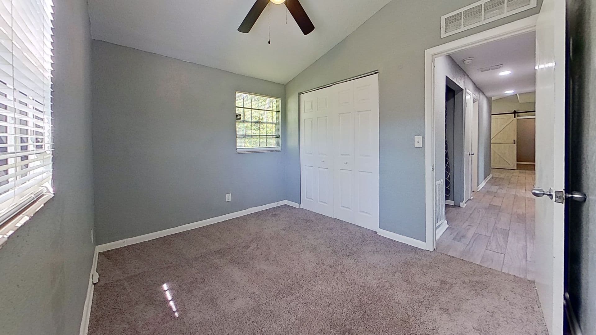 Jacksonville House: 9276 Greenleaf Rd
