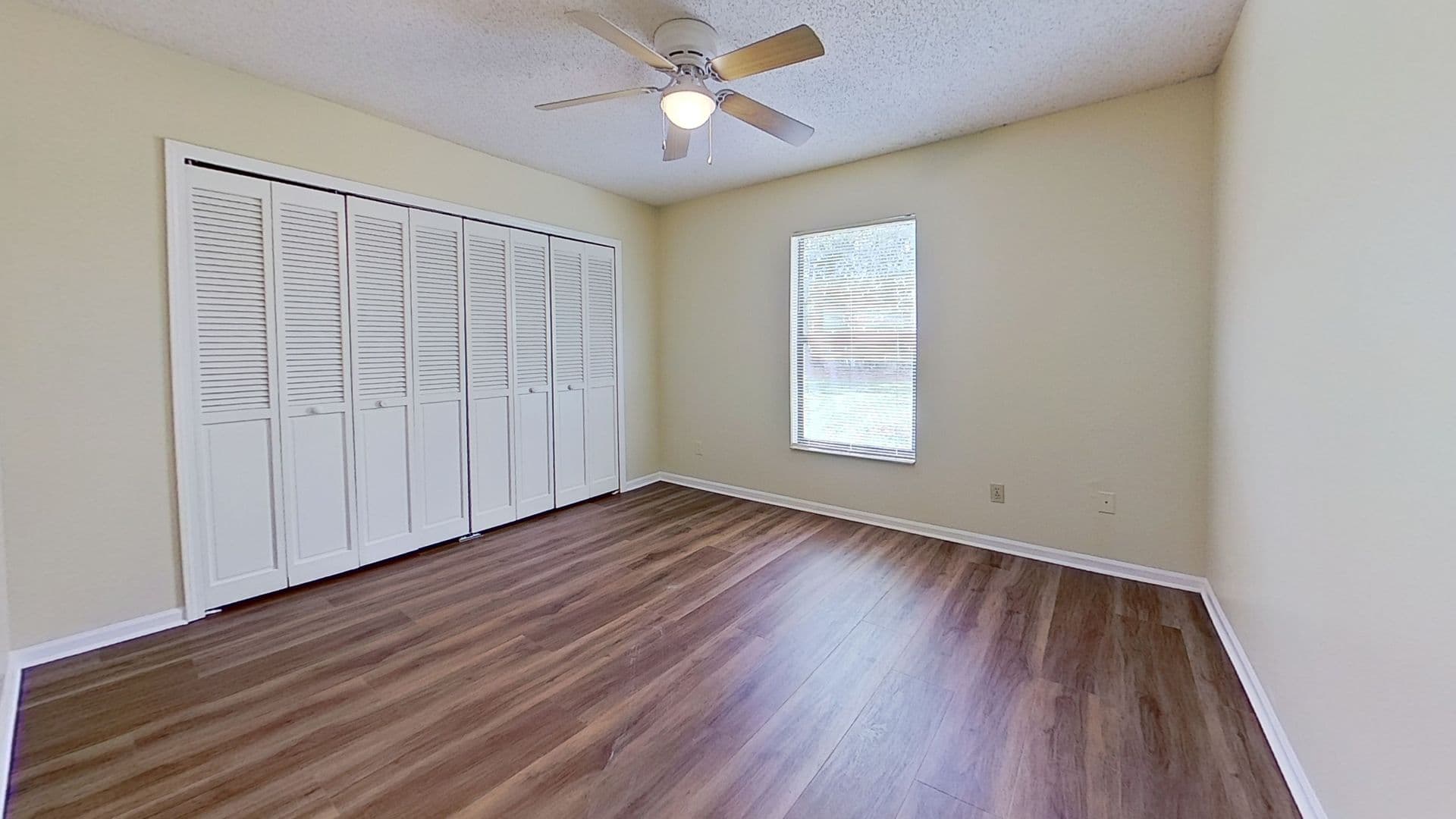 Jacksonville House: 12958 Medford Lane
