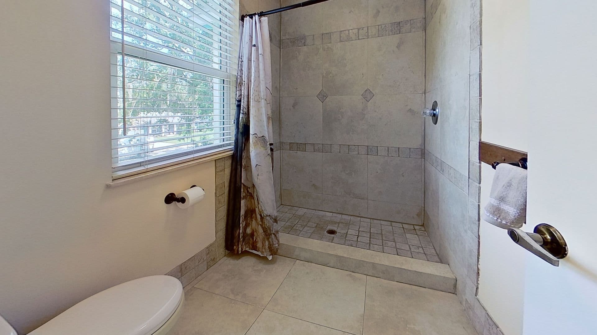 Neptune Beach House: 1115 Hamlet Court