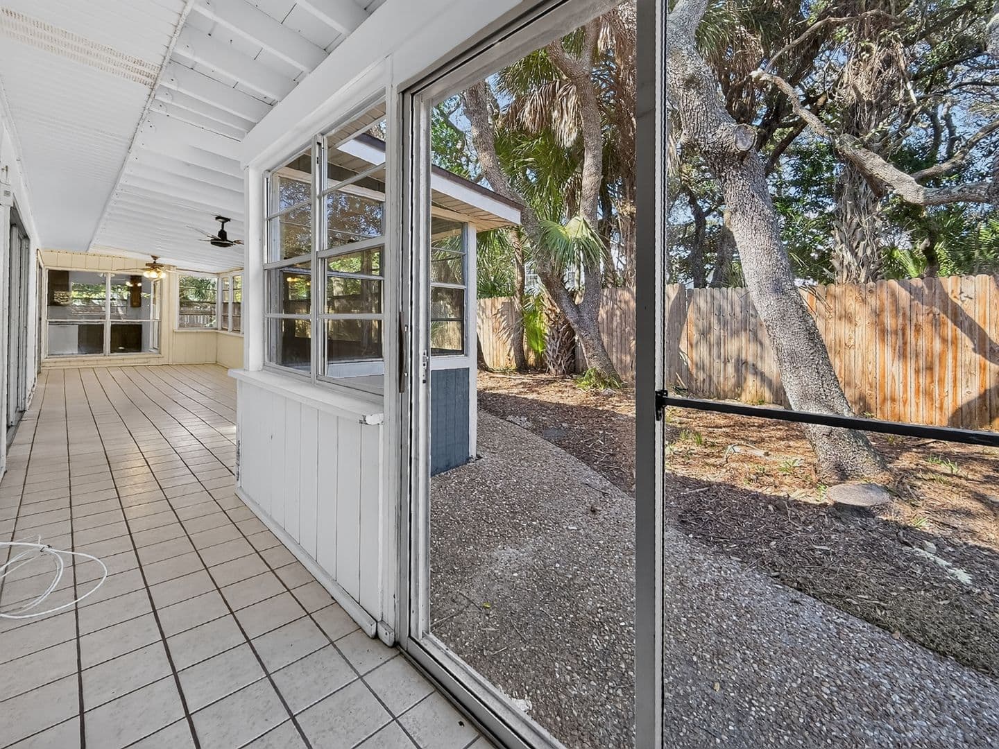 Atlantic Beach House: 1615 Seminole Road