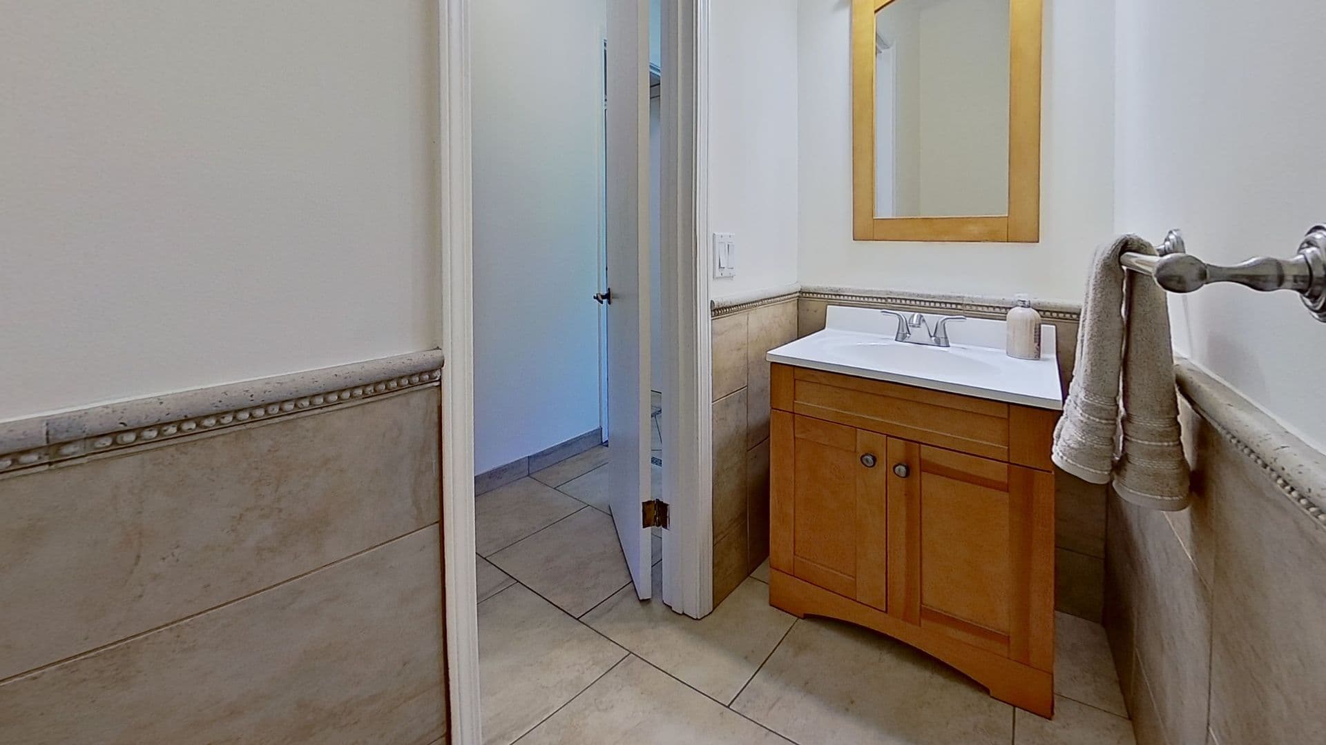 Neptune Beach House: 1115 Hamlet Court