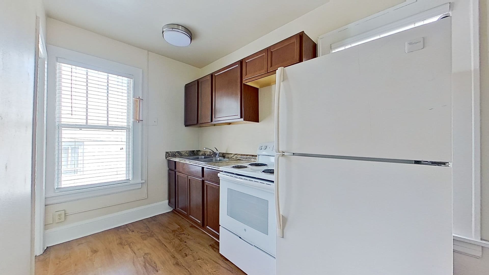 Jacksonville Apartment: 1279 Belmont Terrace