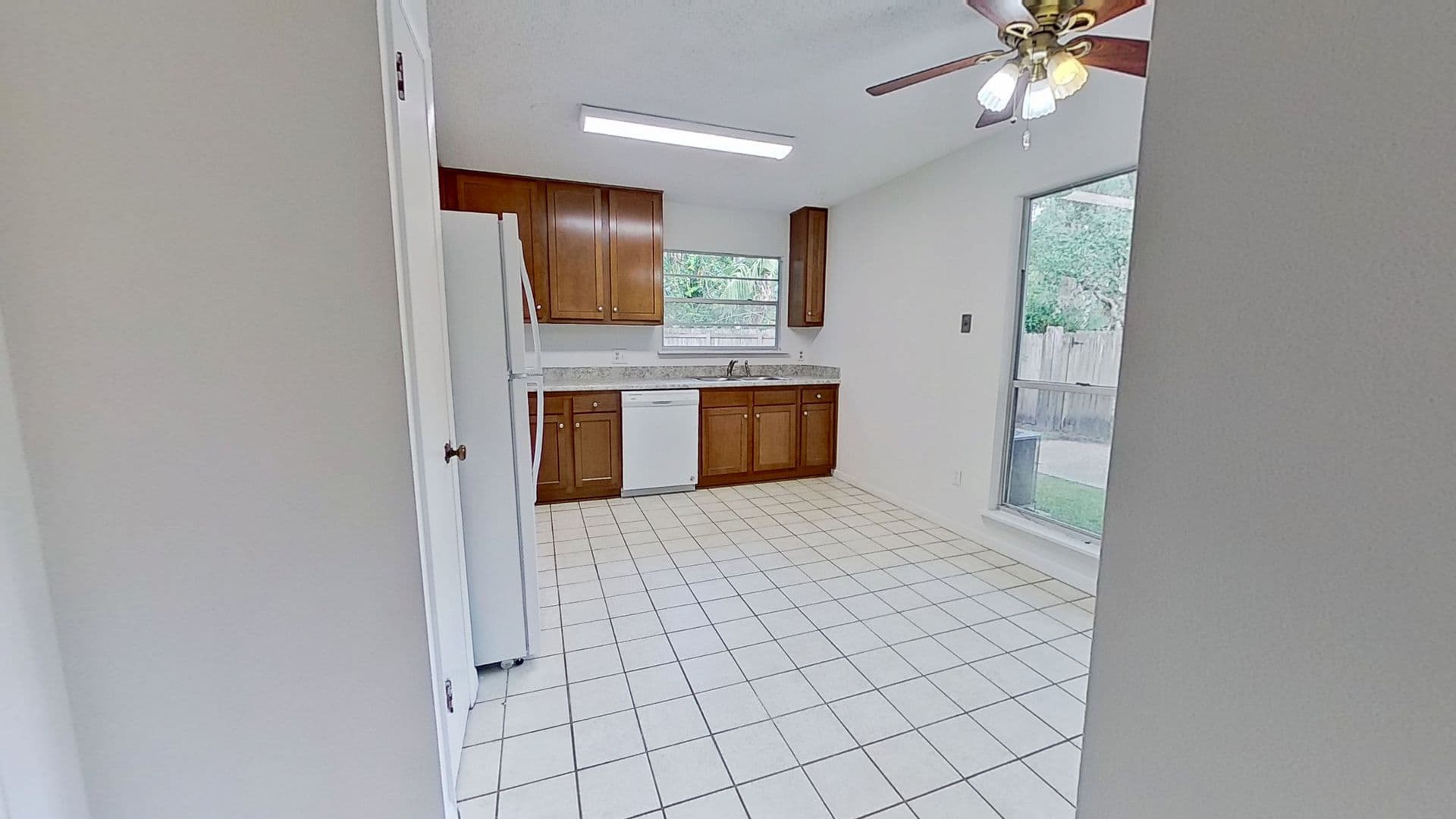 Atlantic Beach House: 1615 Seminole Road