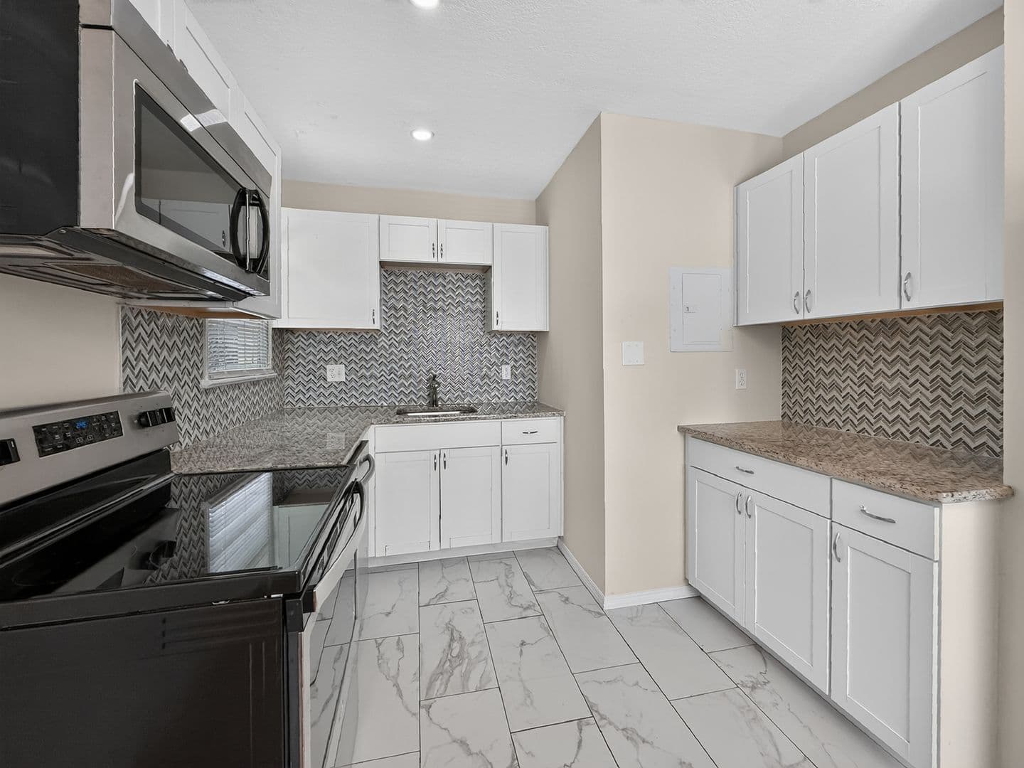 Jacksonville Apartment: 1545-1547  Flagler Avenue