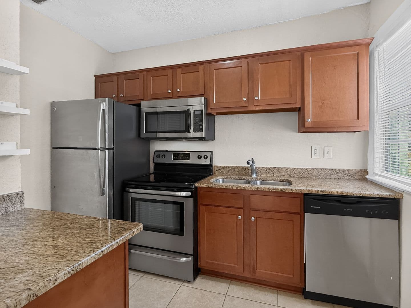Jacksonville Apartment: 2671-2673 Forbes Street