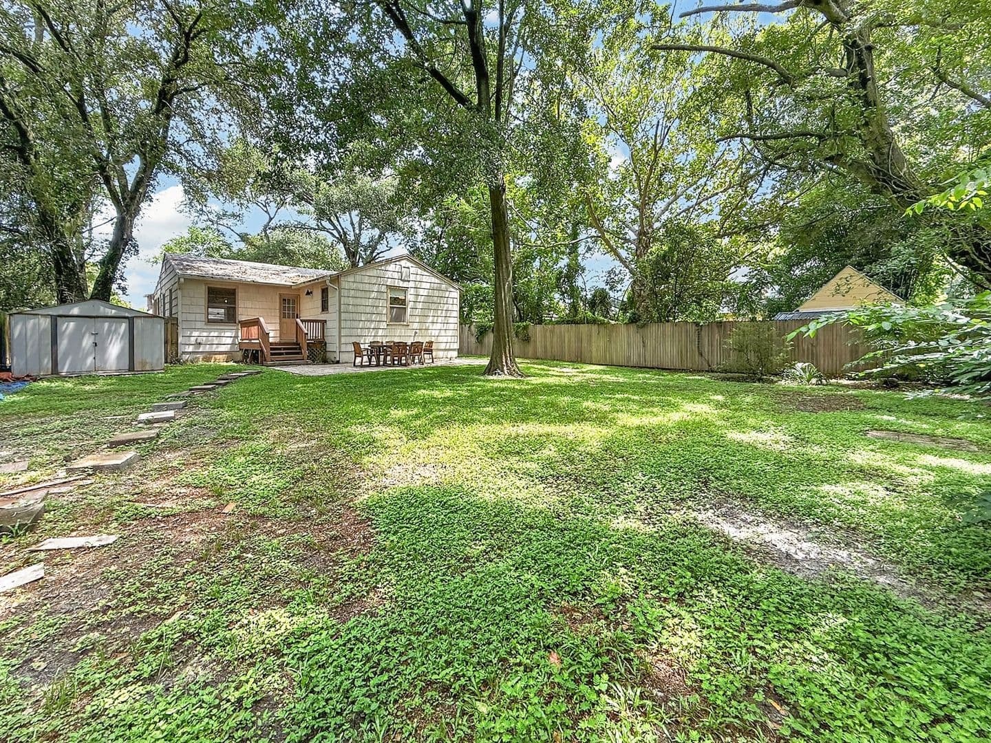 Jacksonville House: 2618 Ernest St.