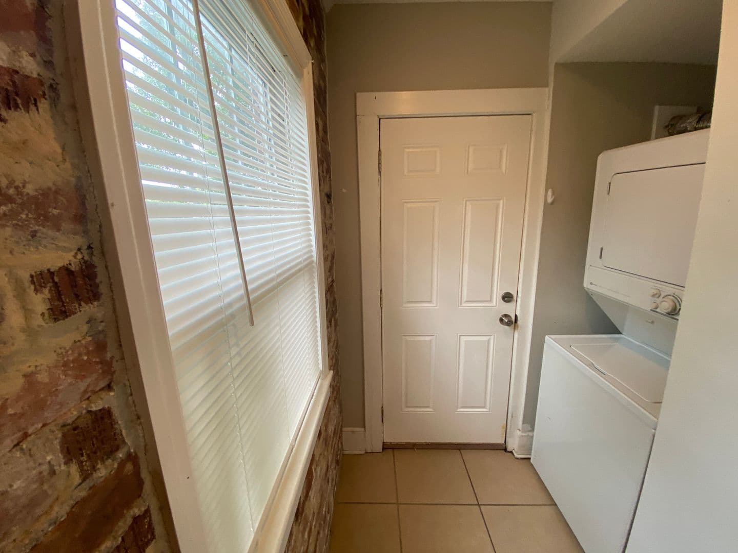 Jacksonville Apartment: 2920 Dellwood Avenue