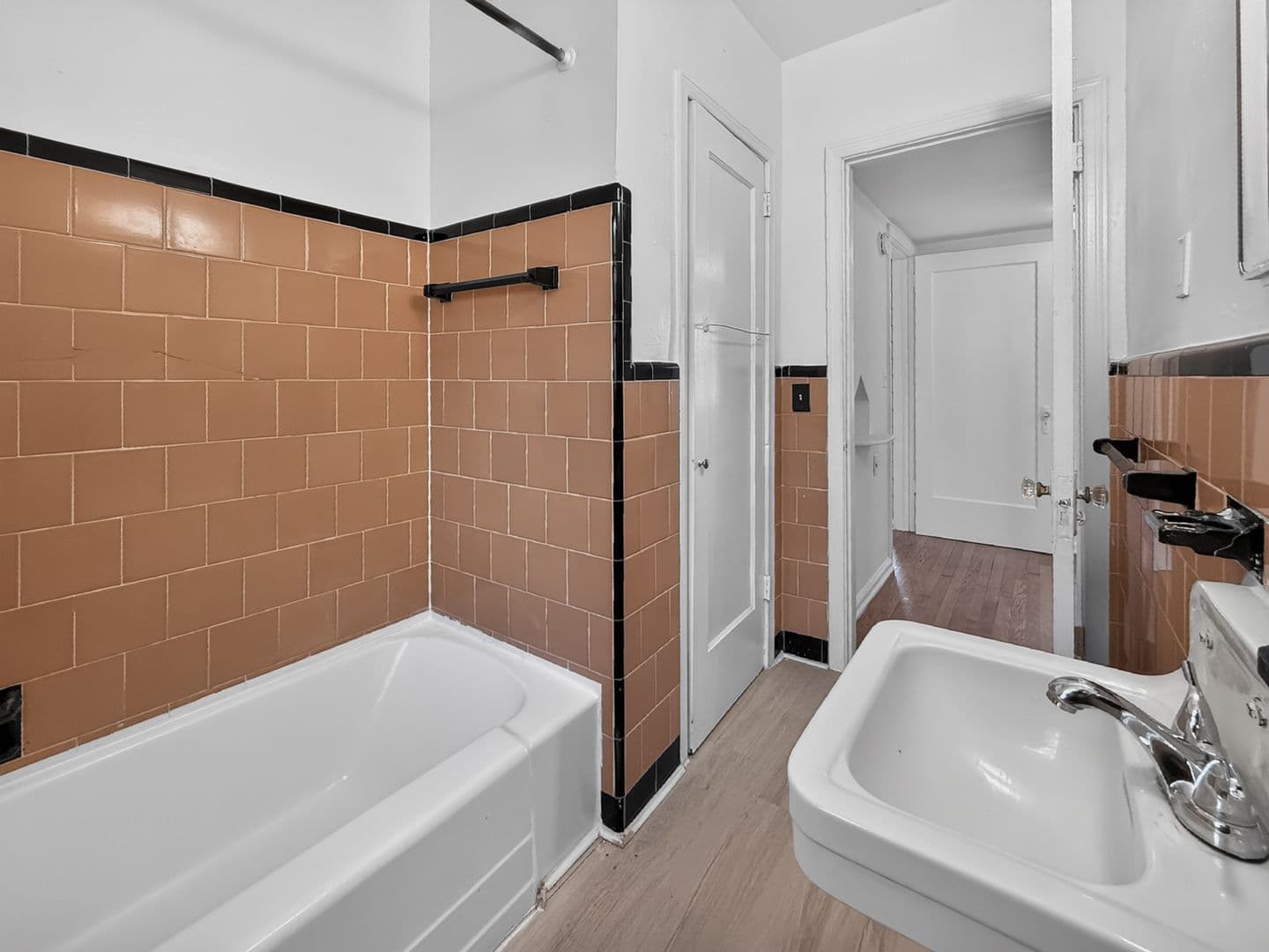 Jacksonville Apartment: 1529 McDuff Ave S