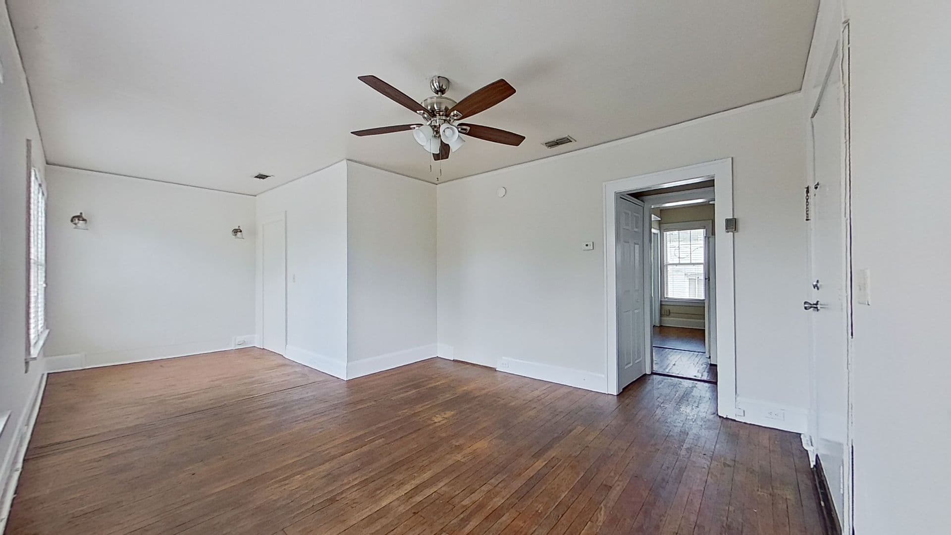 Jacksonville Apartment: 1279 Belmont Terrace