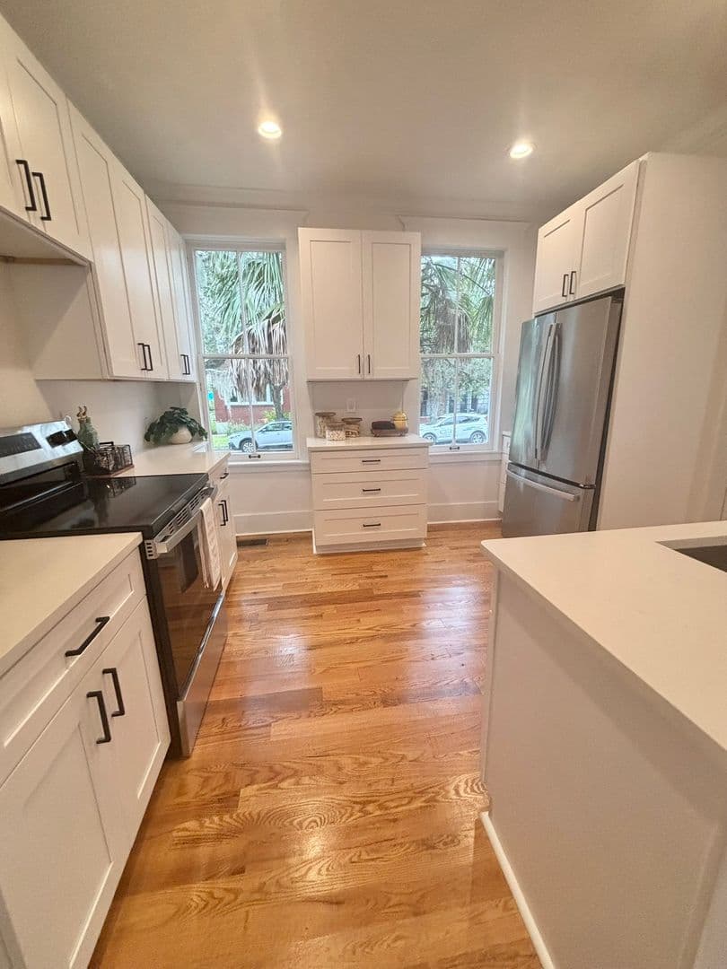 Jacksonville House: 304 E. 5th St