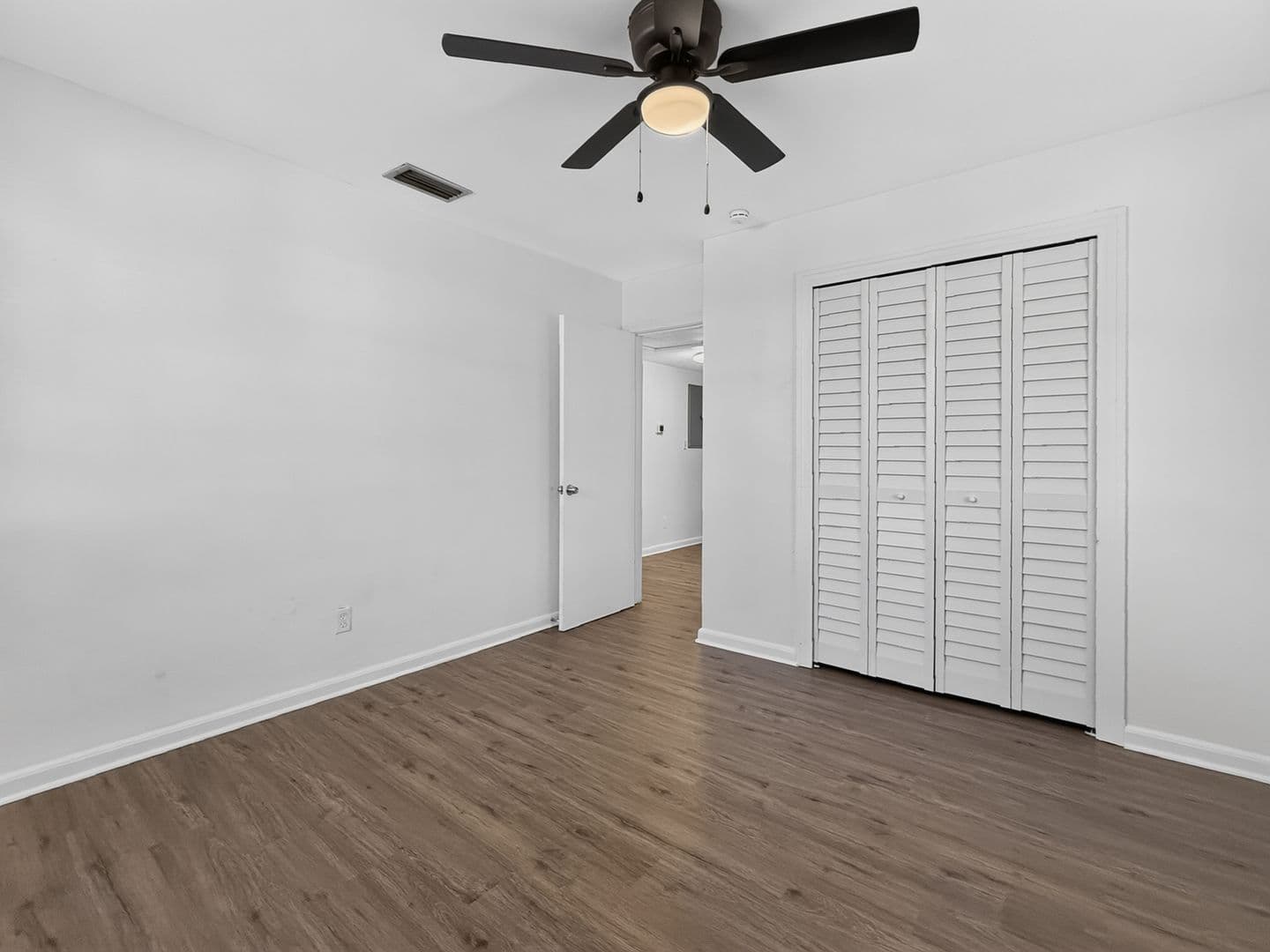 Jacksonville House: 2626 Oak Summit Drive