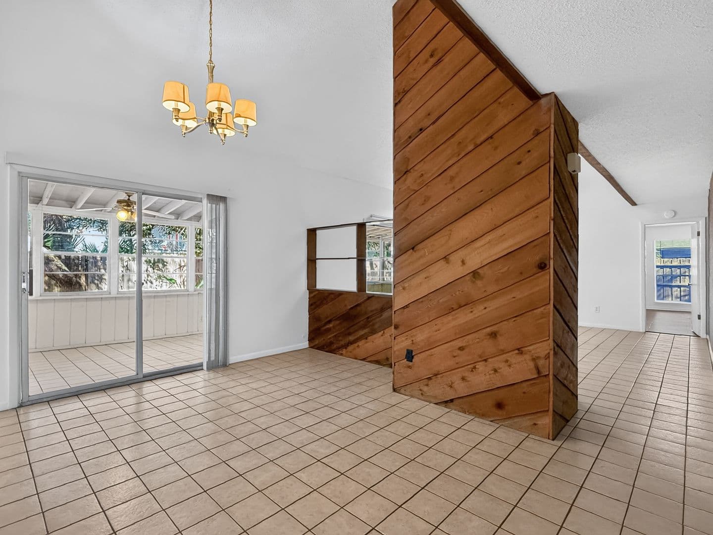 Atlantic Beach House: 1615 Seminole Road