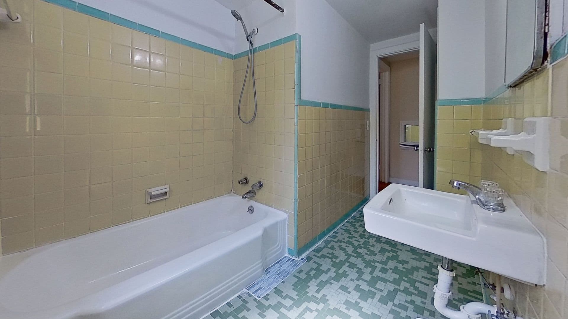Jacksonville Condo: 2589 Atlantic Blvd