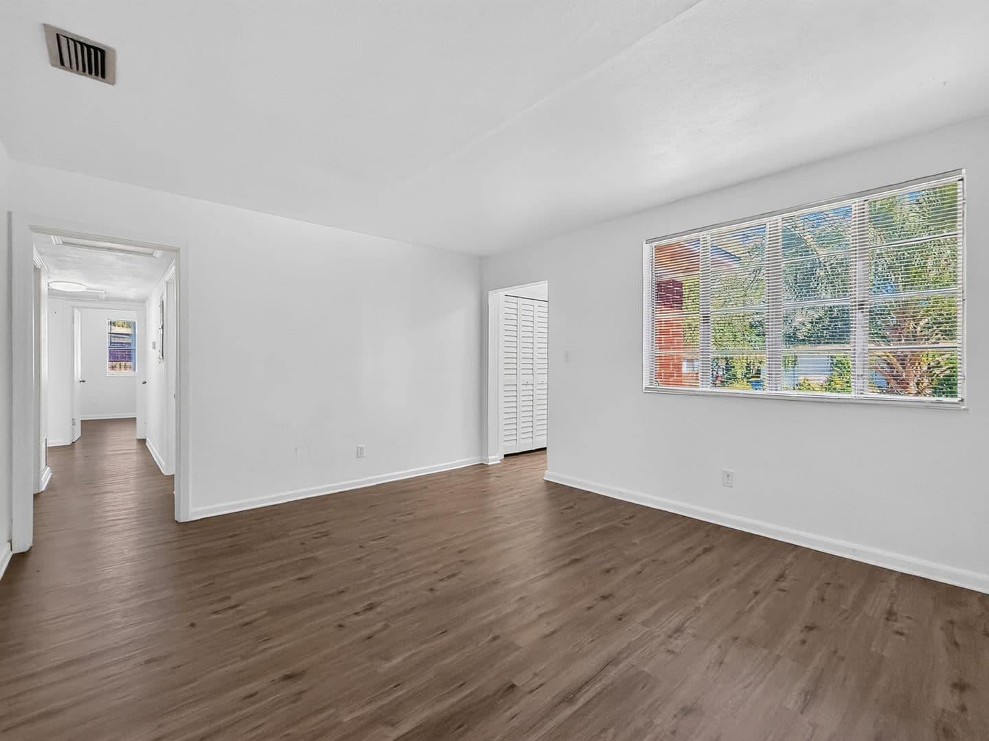 Jacksonville House: 2626 Oak Summit Drive