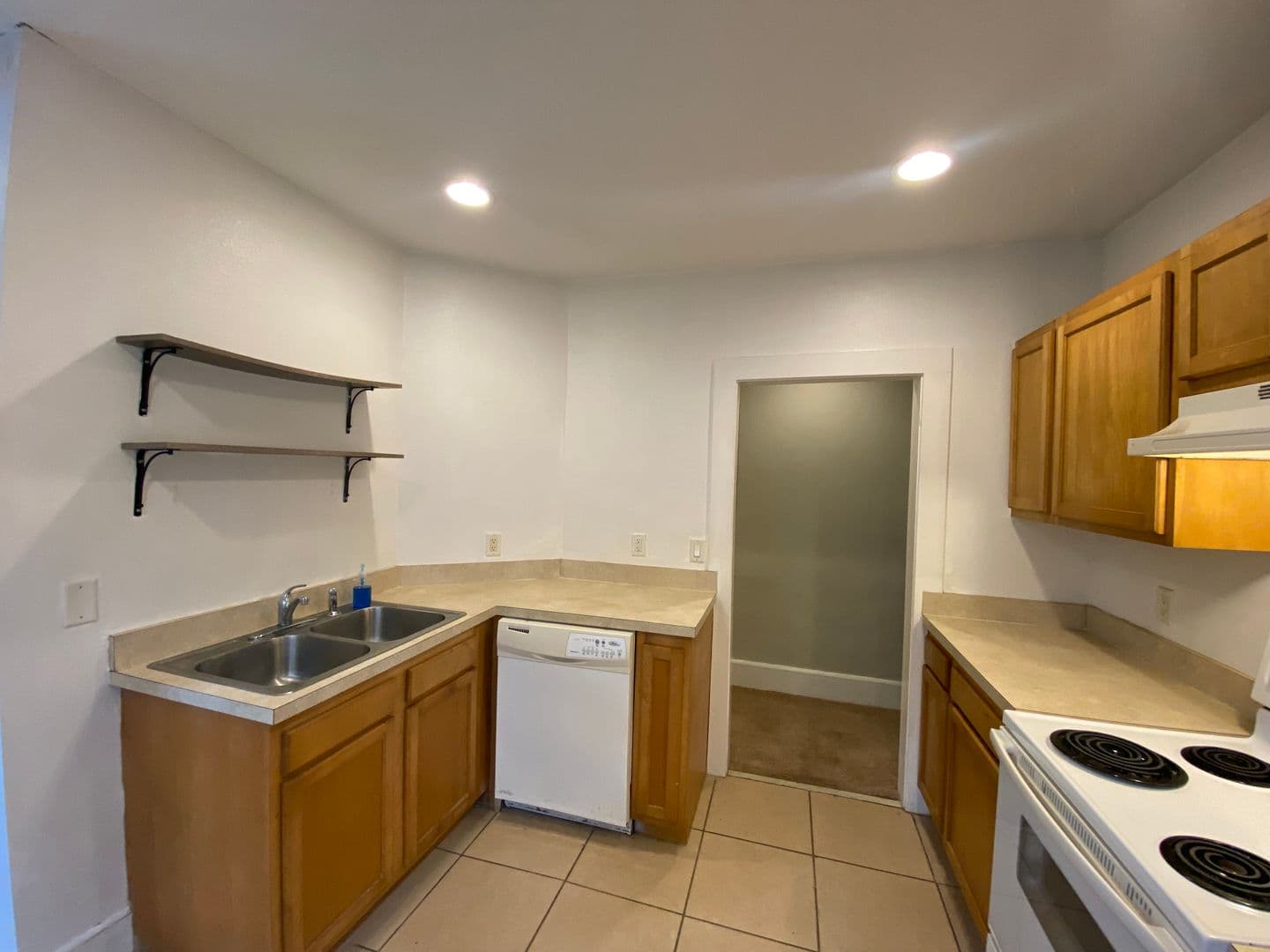 Jacksonville Apartment: 2920 Dellwood Avenue