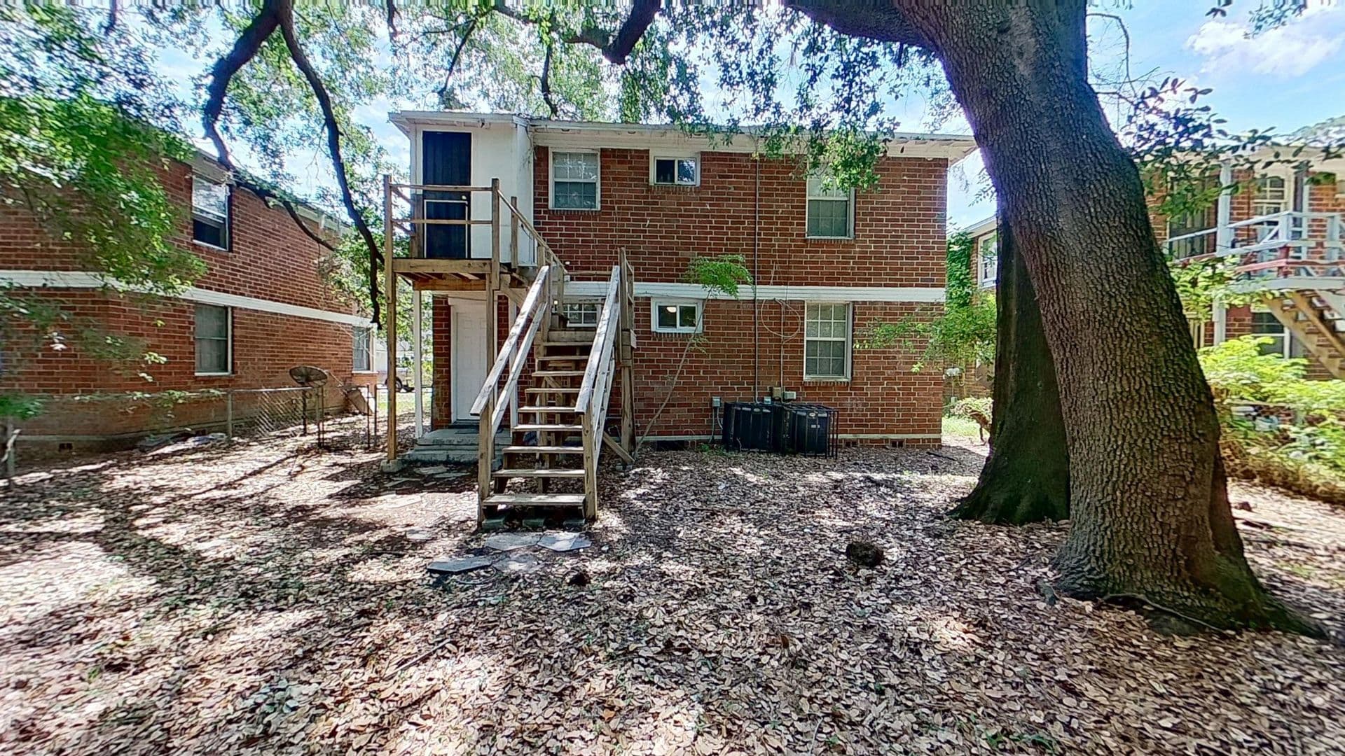 Jacksonville Multiplex: 3233-3235 Post St