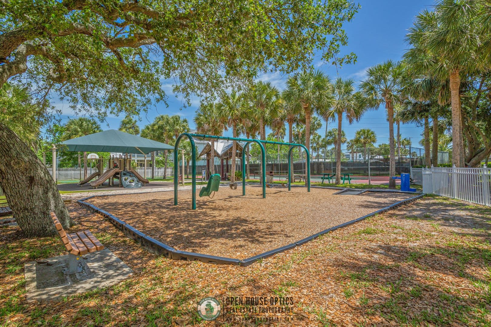 Atlantic Beach House: 1615 Seminole Road