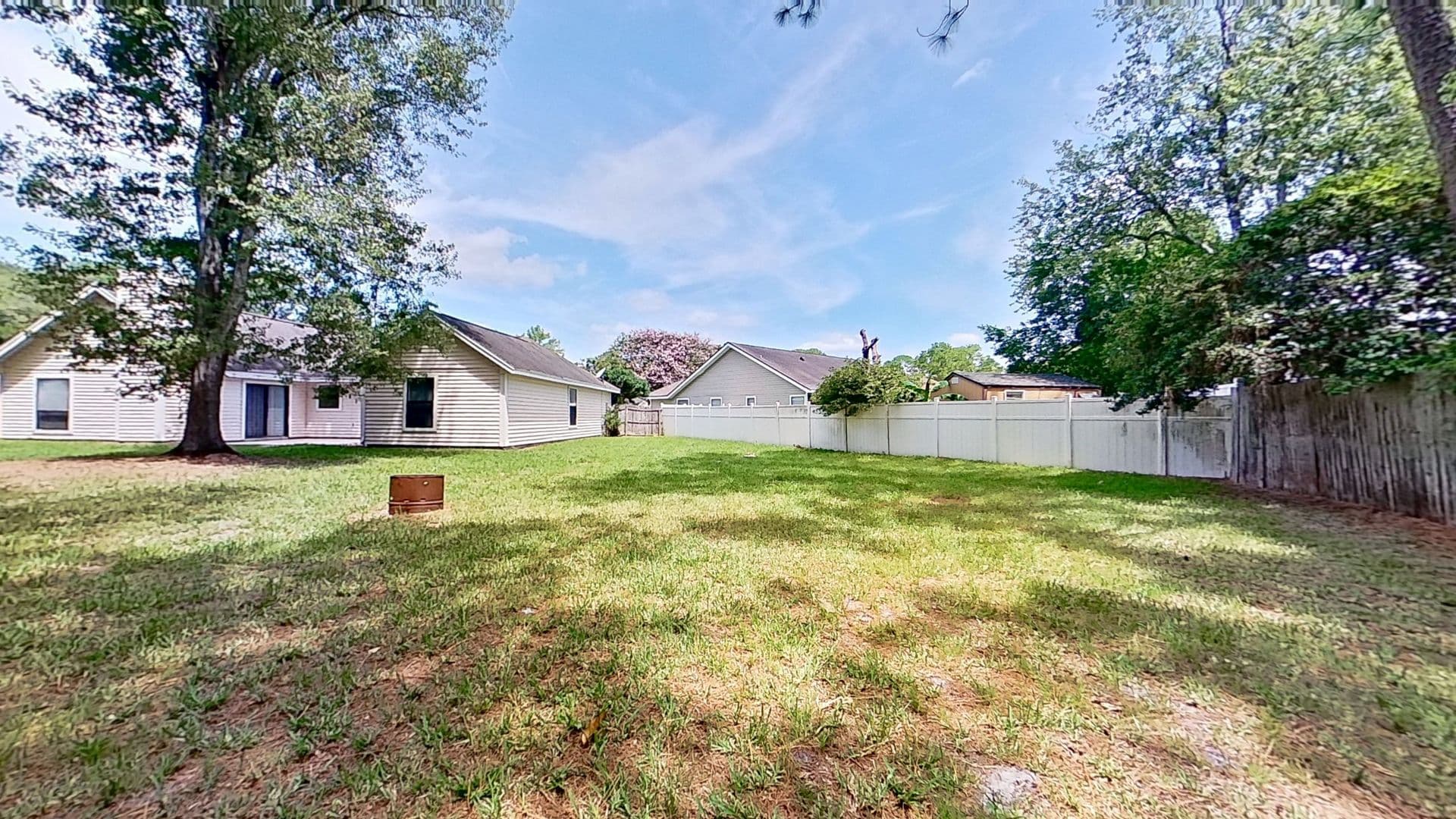 Jacksonville House: 12958 Medford Lane