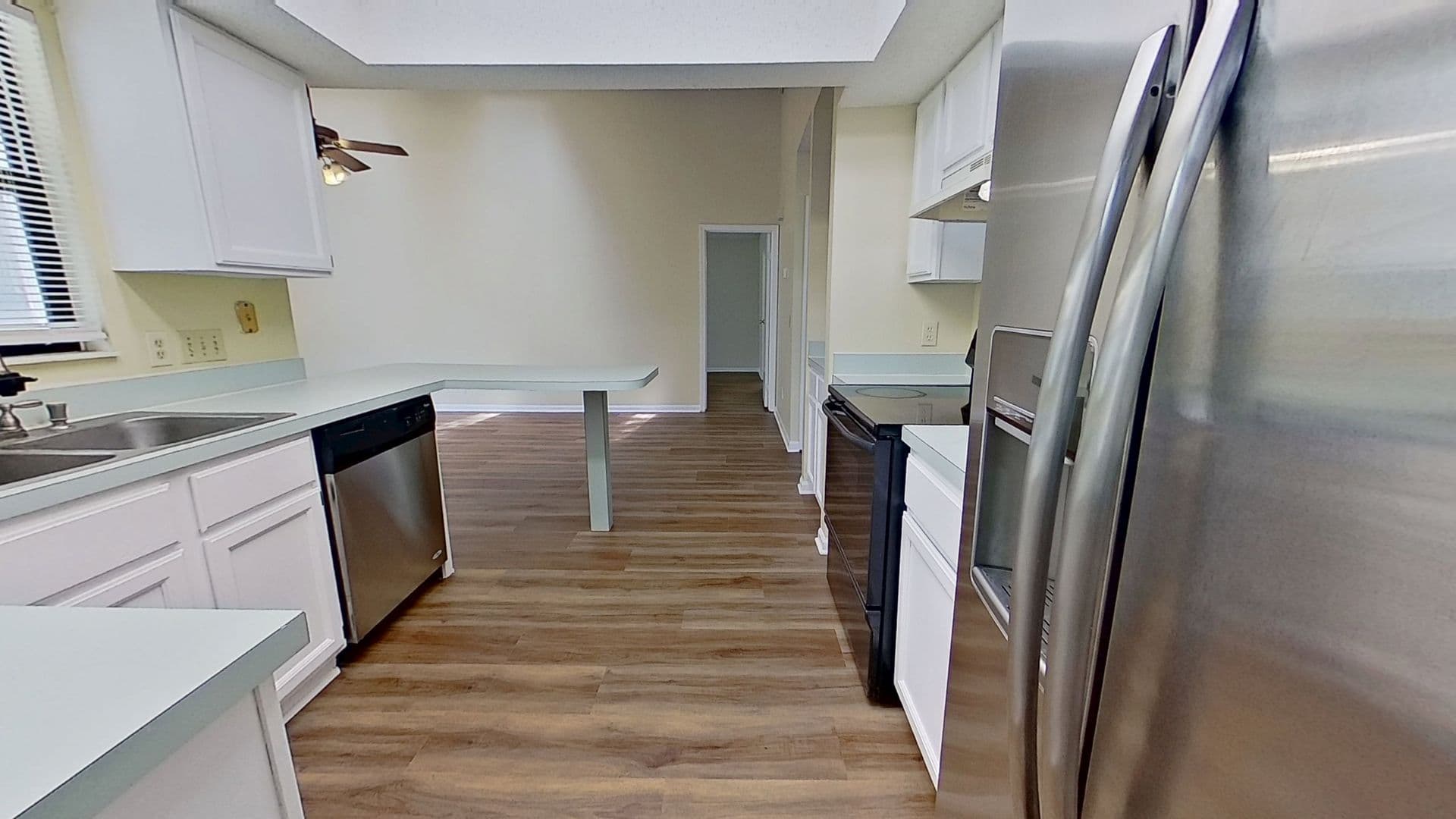 Jacksonville House: 12958 Medford Lane