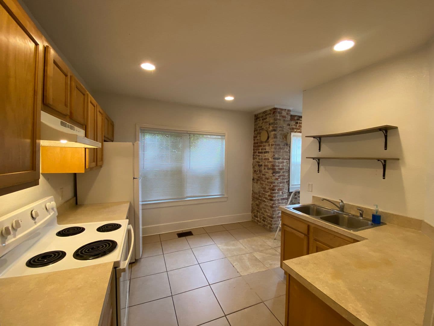 Jacksonville Apartment: 2920 Dellwood Avenue