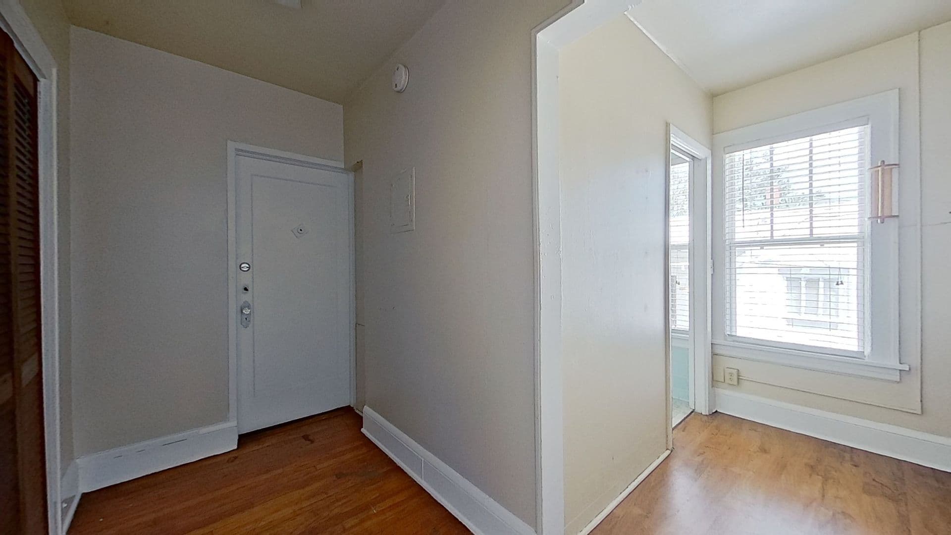 Jacksonville Apartment: 1279 Belmont Terrace