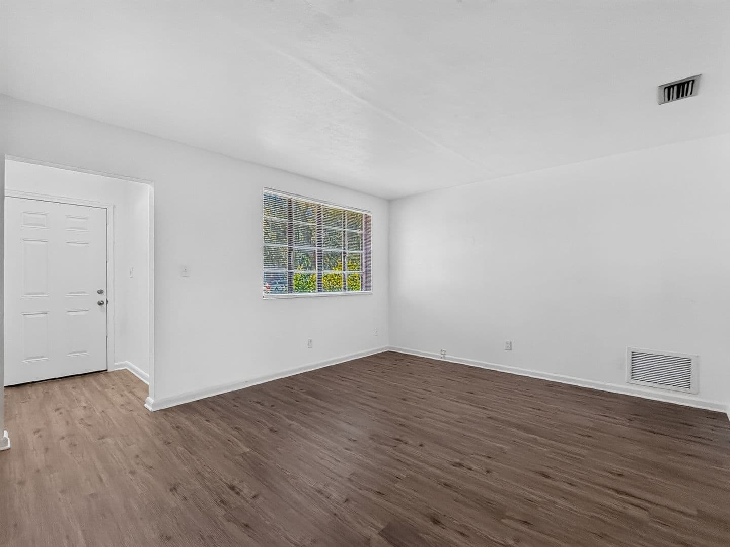 Jacksonville House: 2626 Oak Summit Drive