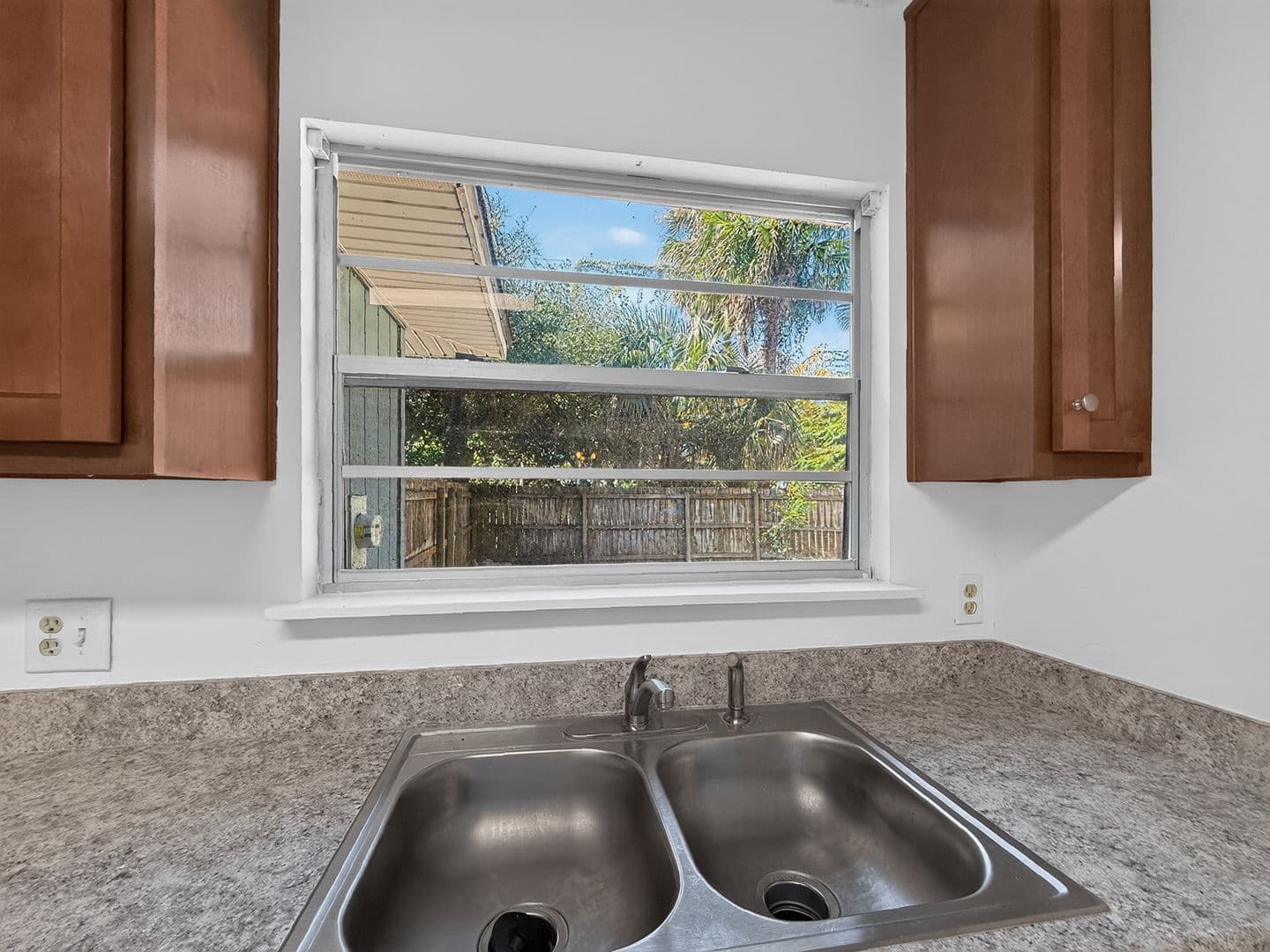 Atlantic Beach House: 1615 Seminole Road