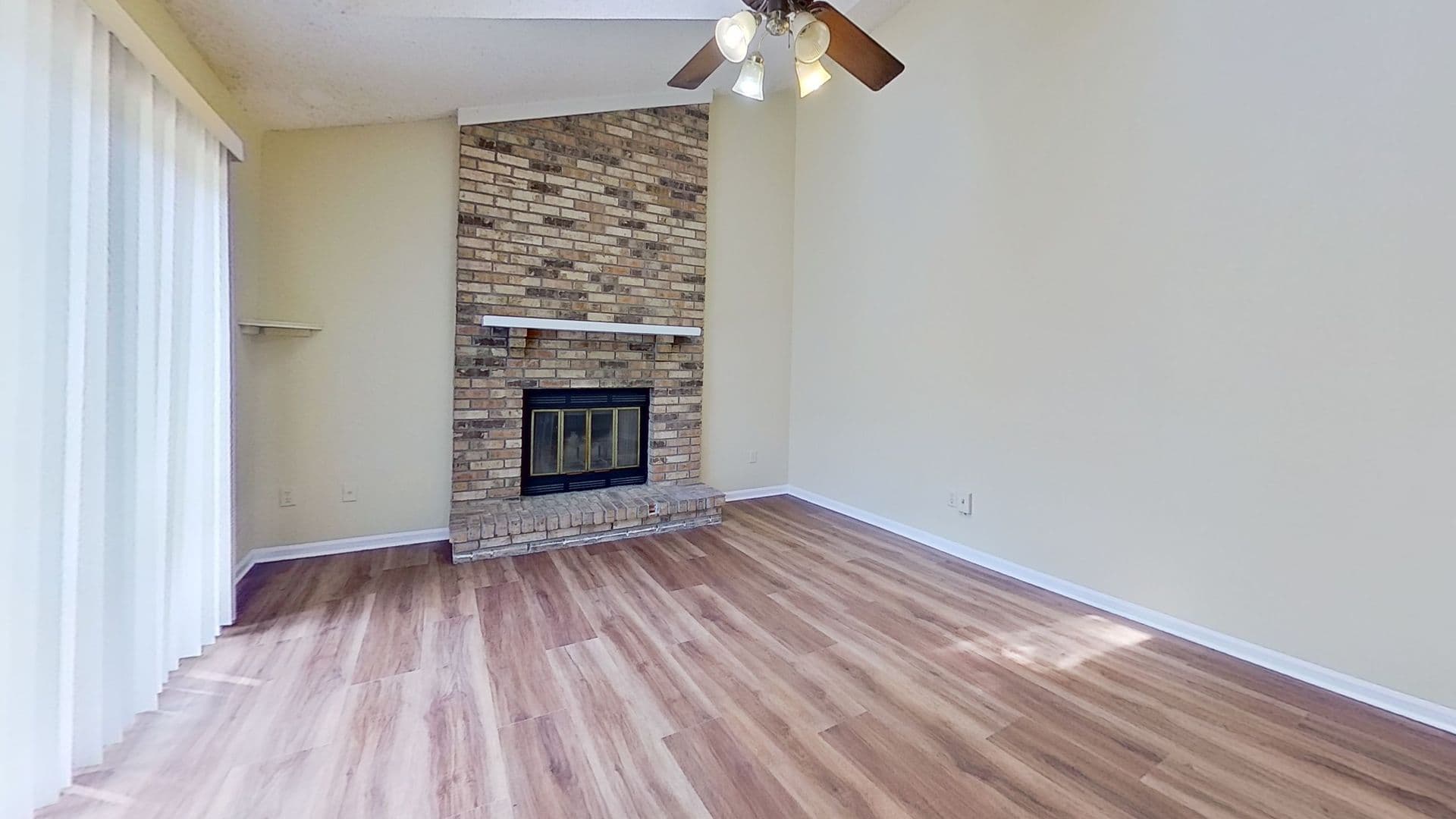 Jacksonville House: 12958 Medford Lane