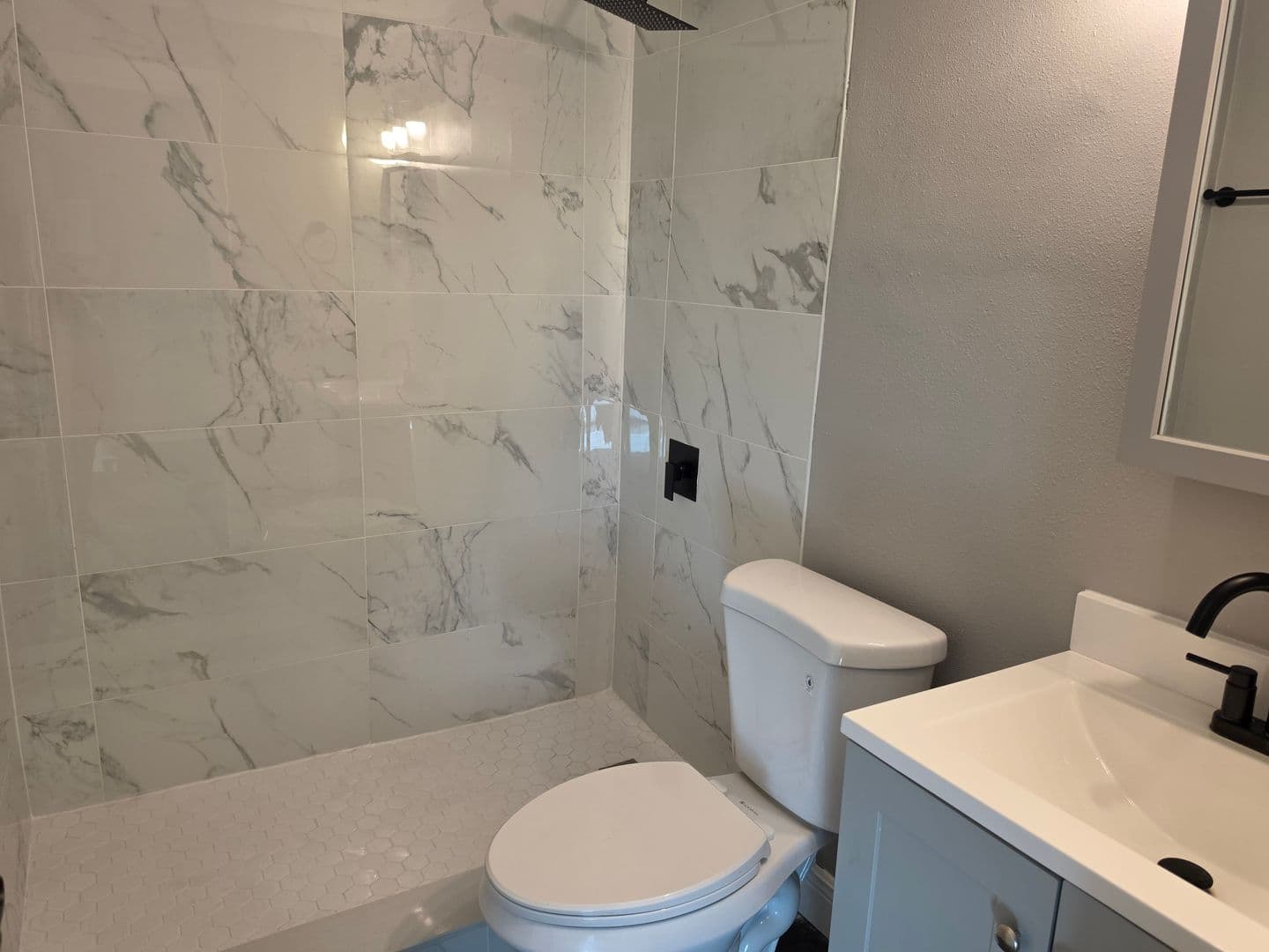 Deland Apartment: 202 Luella Ct