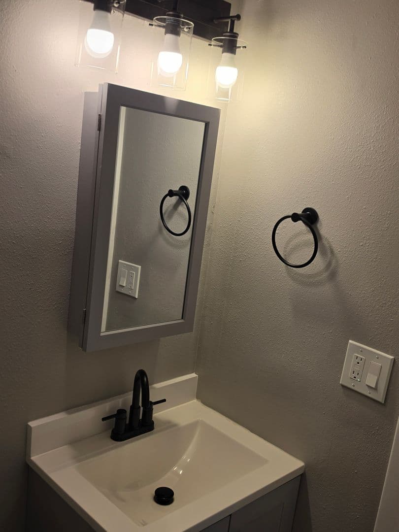 Deland Apartment: 202 Luella Ct