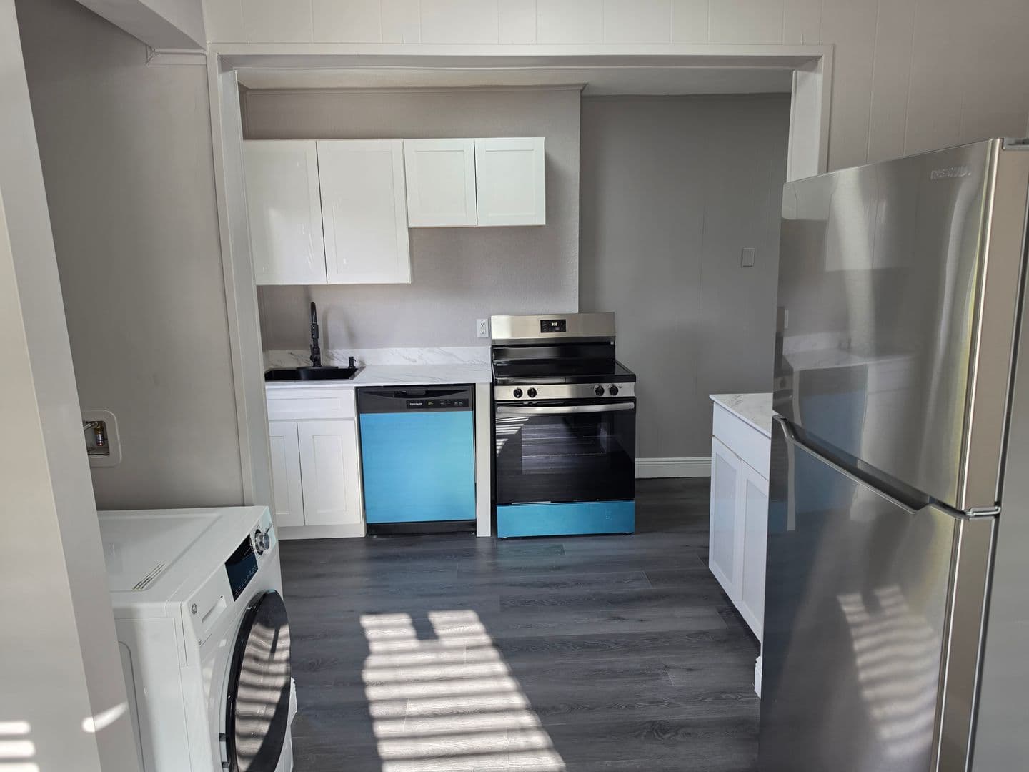 Deland Apartment: 202 Luella Ct