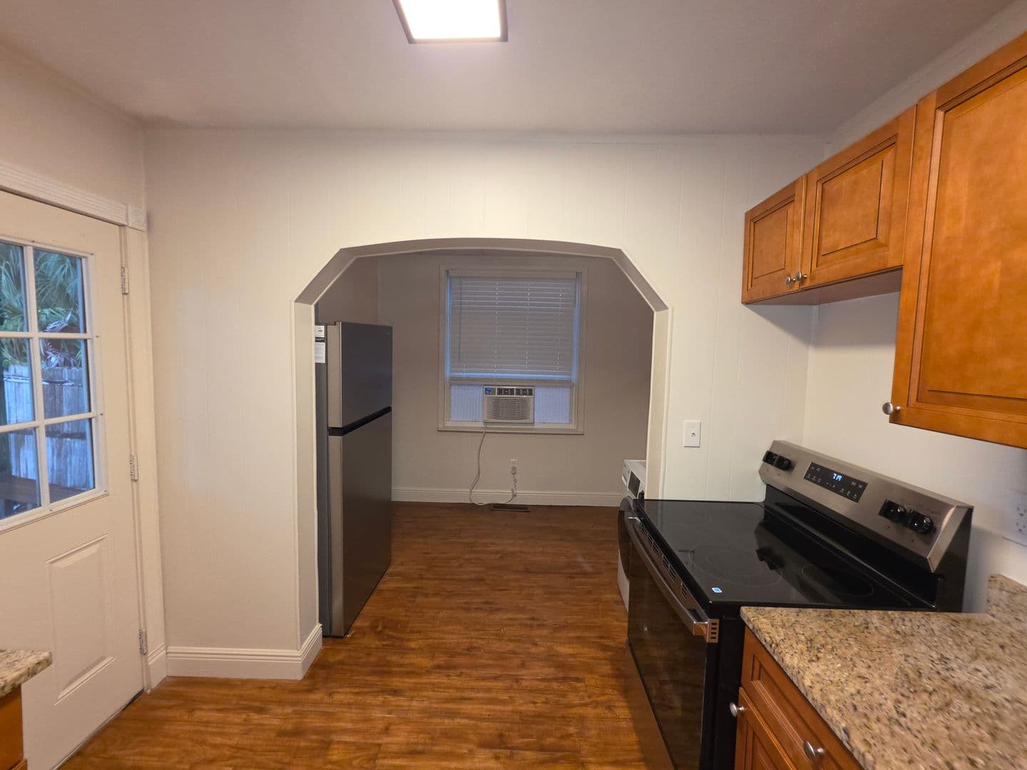 Deland Apartment: 202 Luella Ct