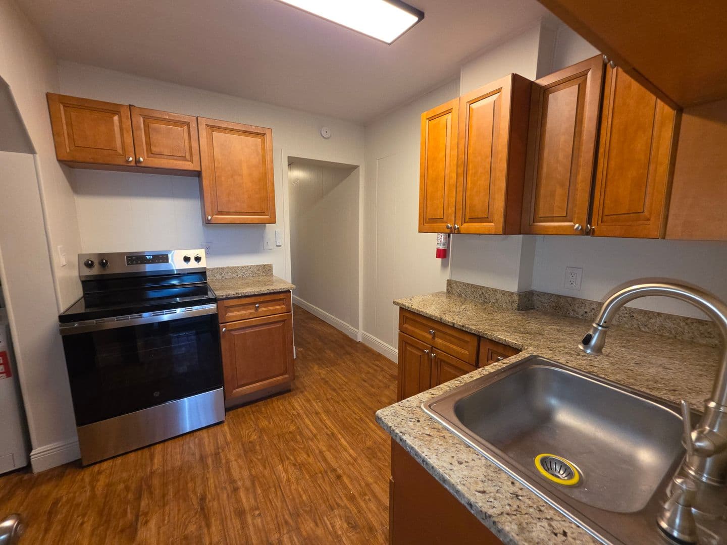 Deland Apartment: 202 Luella Ct