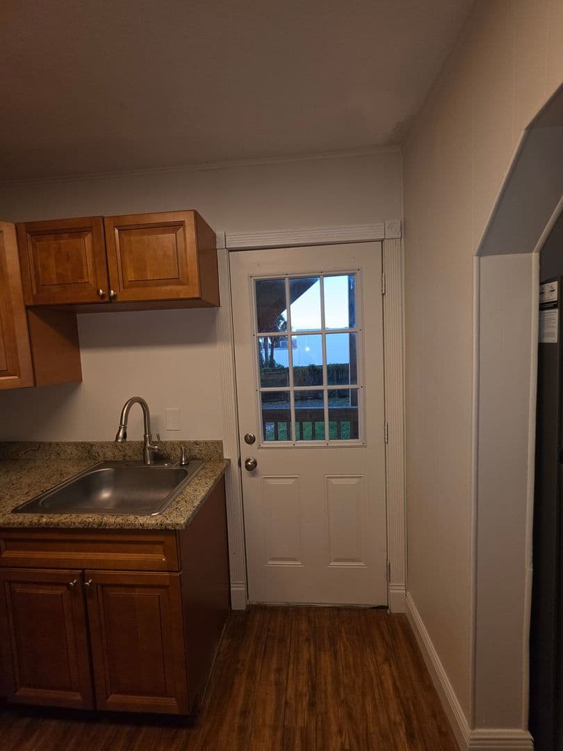 Deland Apartment: 202 Luella Ct