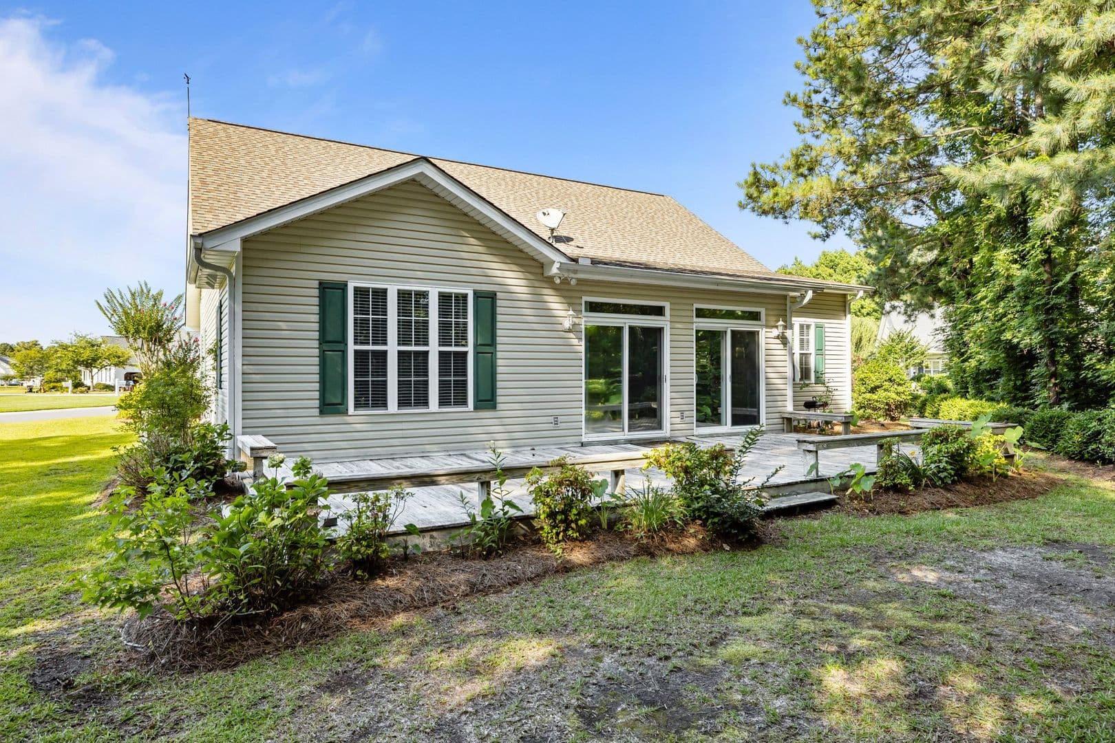Morehead City House: 212 Carefree Lane