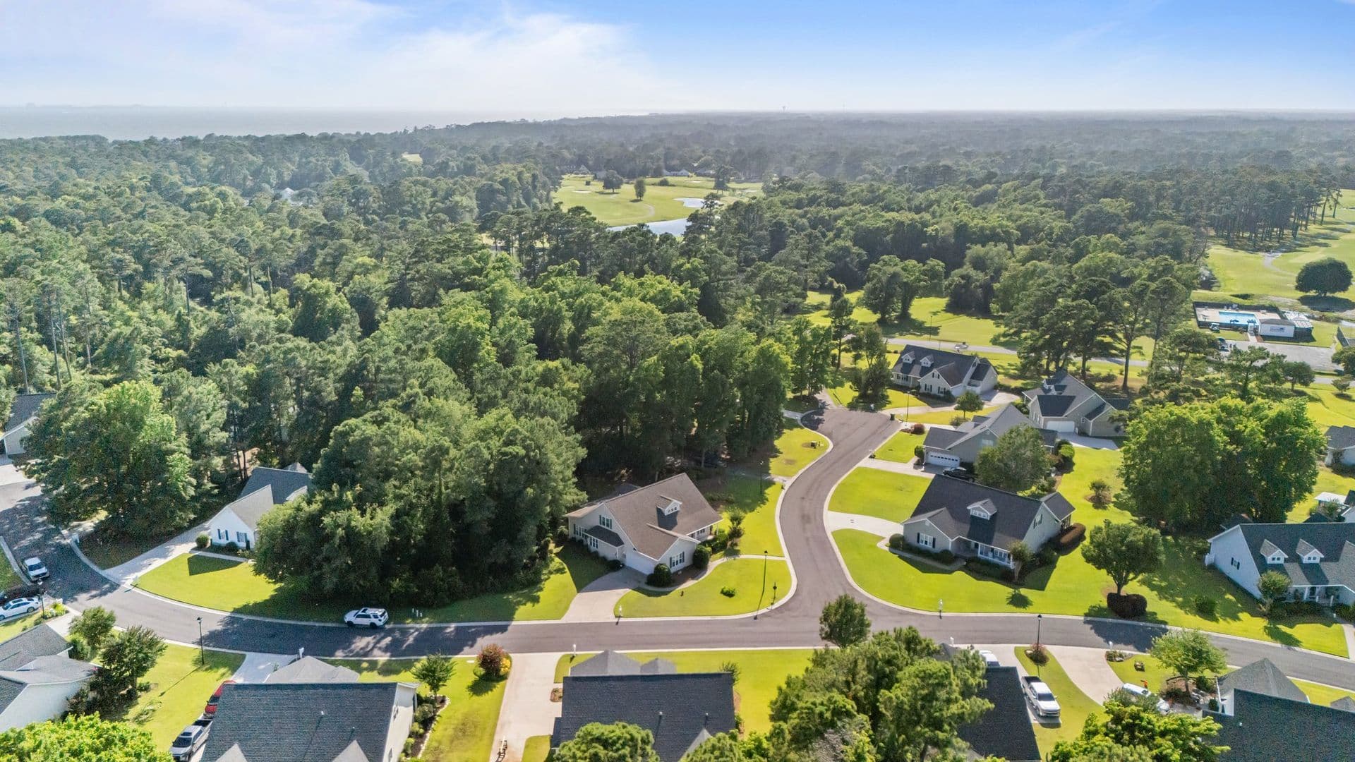 Morehead City House: 212 Carefree Lane