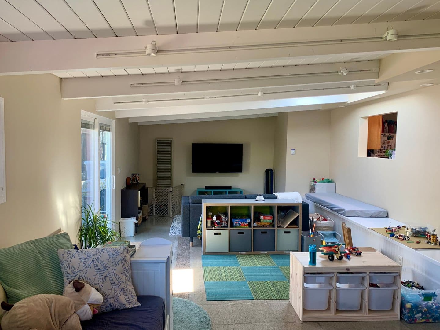 Santa Barbara House: 2804 Verde Vista
