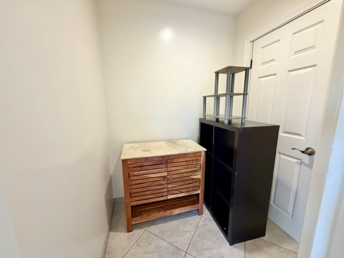 Goleta House: 448 Pitzer Ct.
