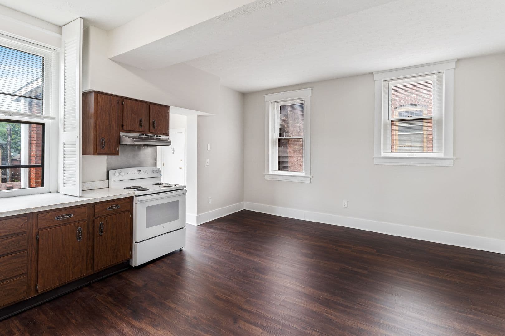 Louisville Apartment: 431 Kensington Ct